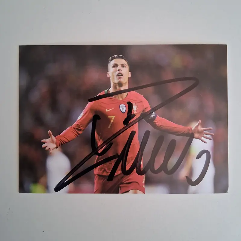 Autogrammkarte Cristiano Ronaldo signiert 14,5 x 10,5 cm Fußball Portugal