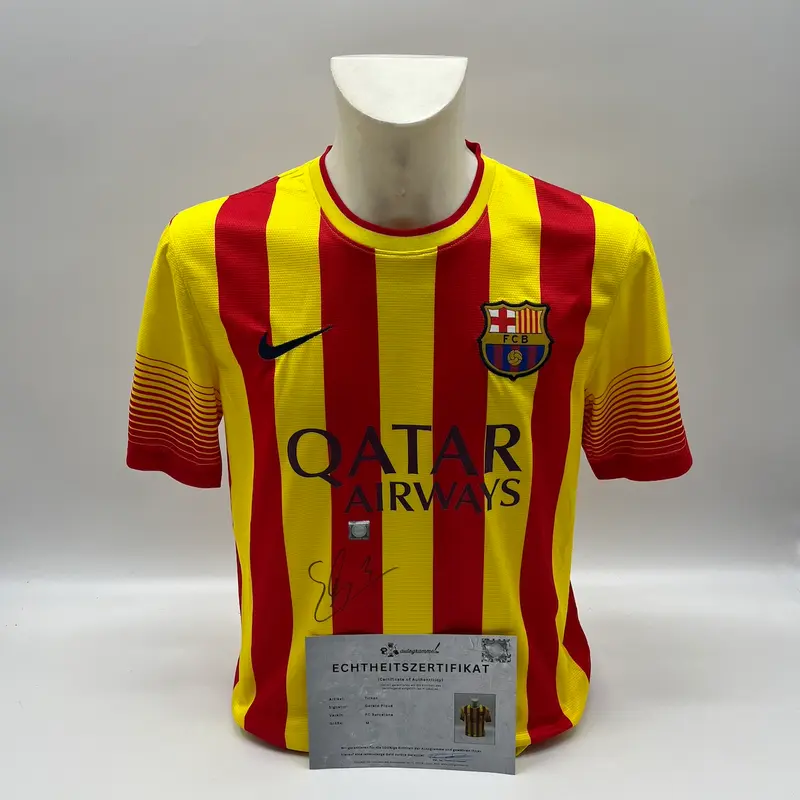 FC Barcelona Trikot Gerard Pique signiert Autogramm LaLiga Nike COA neu S