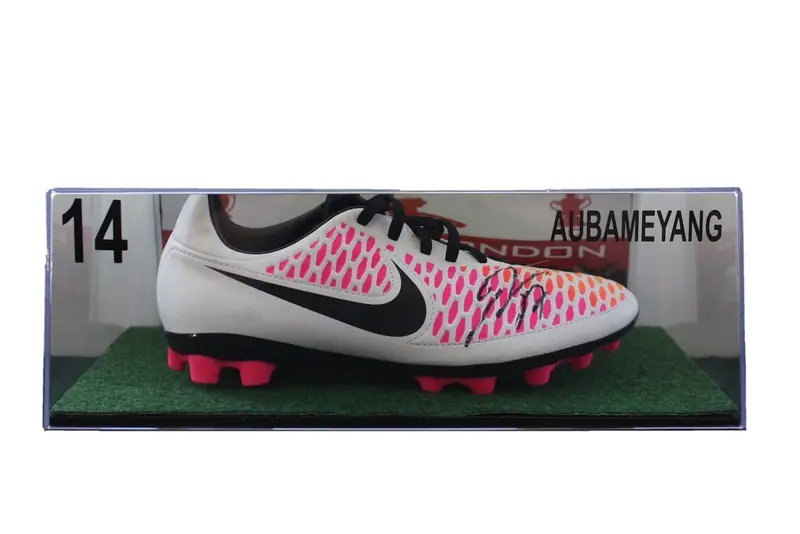 Fußballschuh Aubameyang signiert Arsenal London Autogramm England Premier League