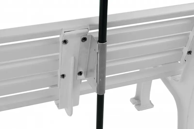 Schirmhalter für Kunststoffbänke